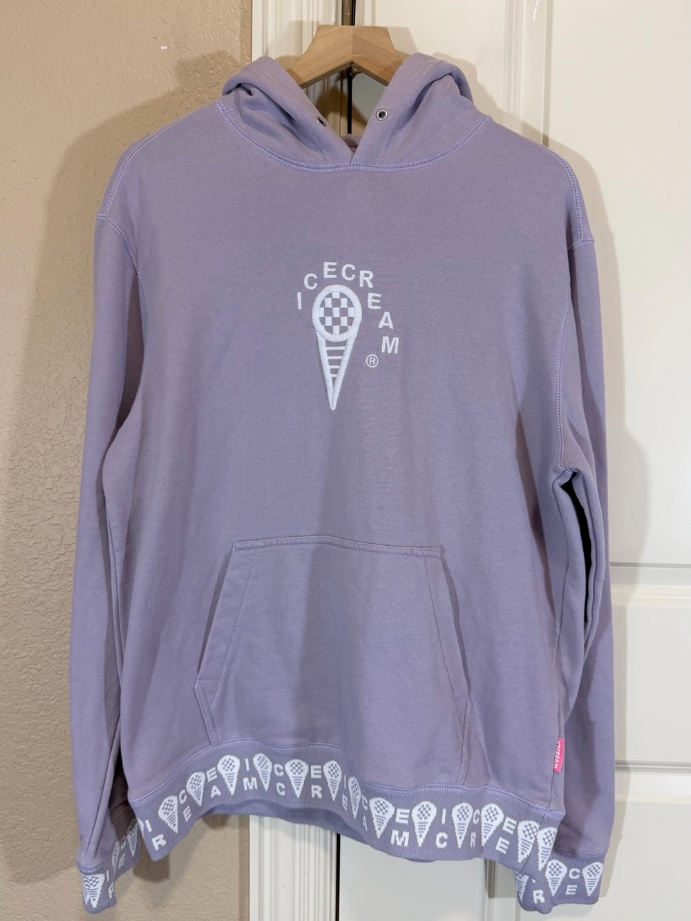 Icecream Cones Hoody Men’s Large Purple